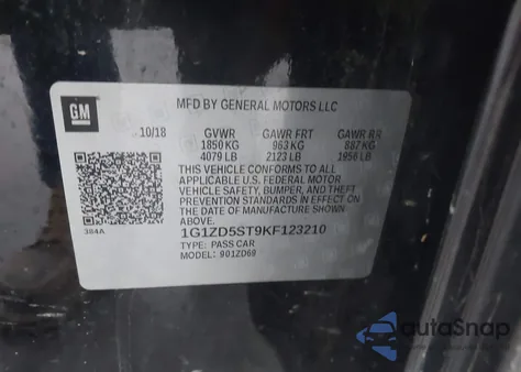 2019 Chevrolet Malibu Lt z USA, uszkodzony, nr VIN 1G1ZD5ST9KF123210